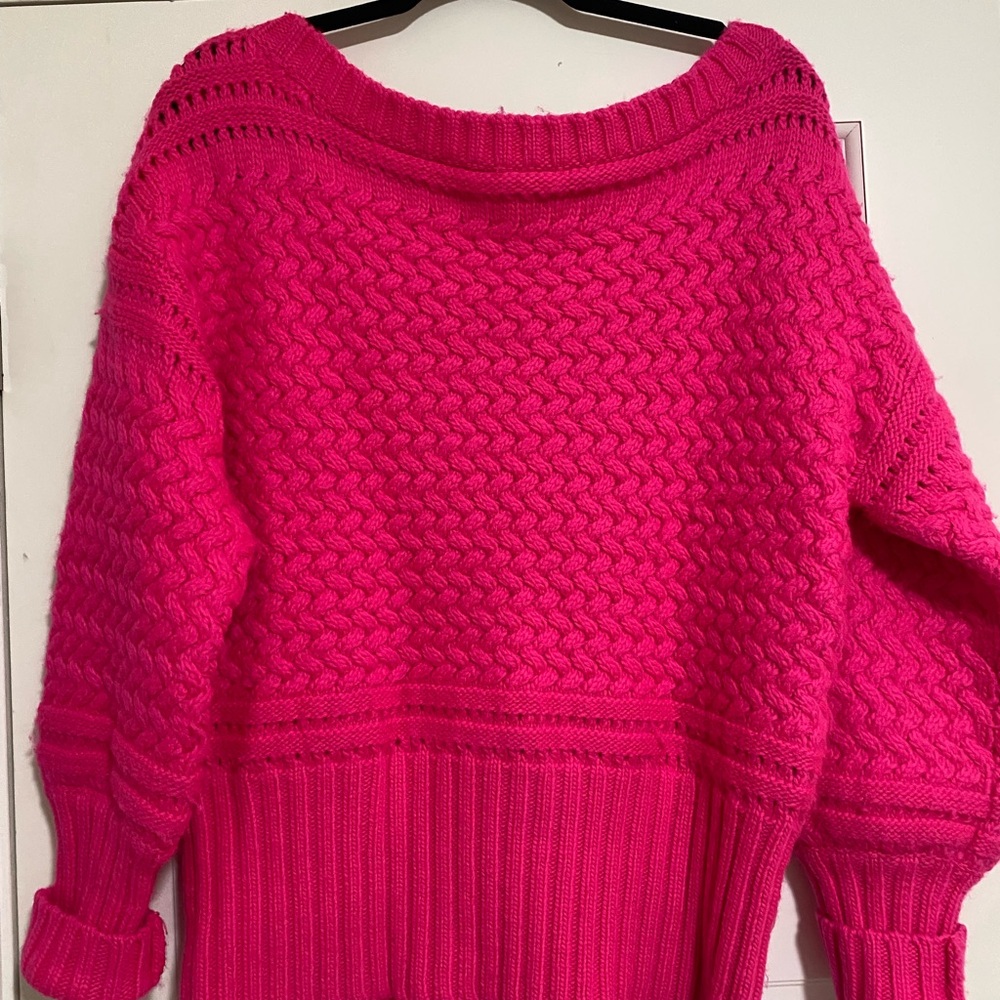 Women's Pink Sweater